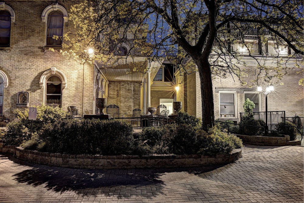 Queen's Village Retirement Home